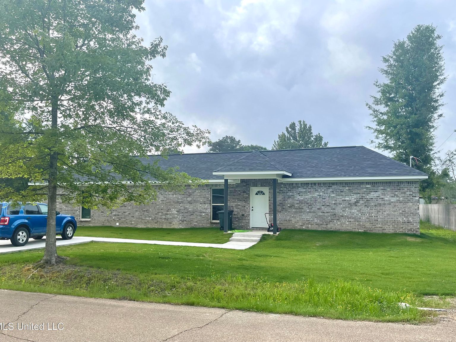 101 Robin Ln, Richland, MS 39218 | Zillow