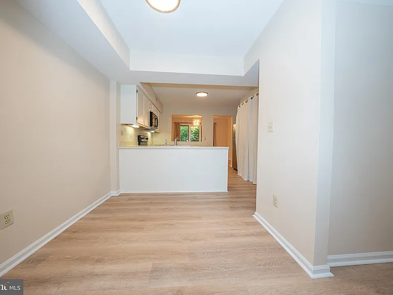 16 W Harrison Rd #16 — Photo 30