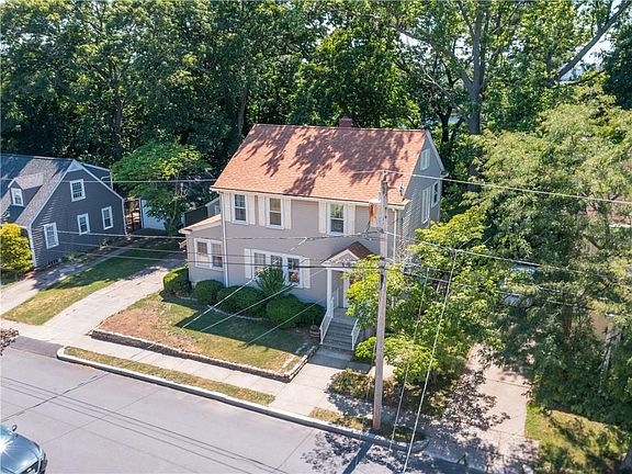 3rd image of 30 Kelley Ave