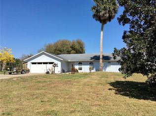 5051 Robin Dr, Fruitland Park, FL 34731