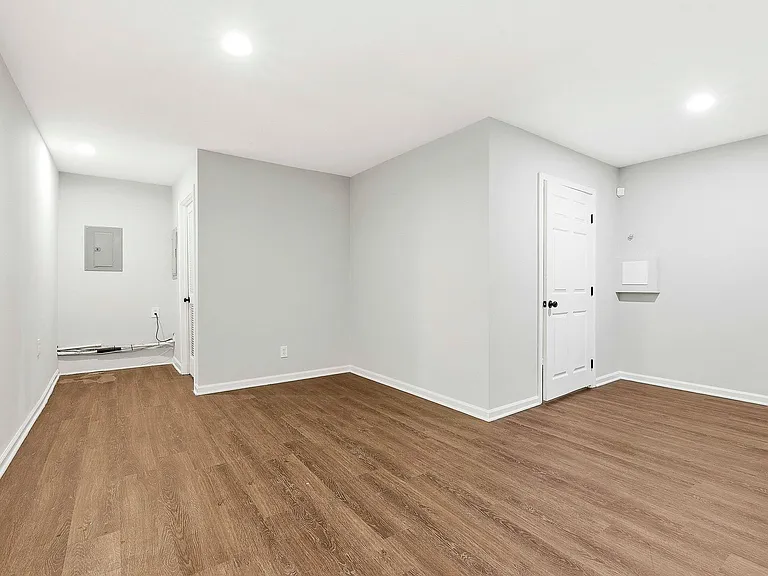 165 Habersham Pl — Photo 21