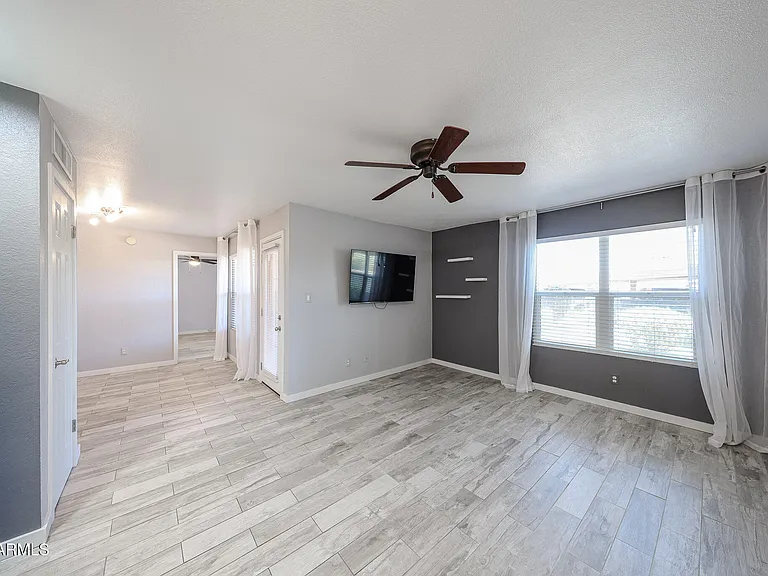 8787 E Mountain View Rd #1101 — Photo 2