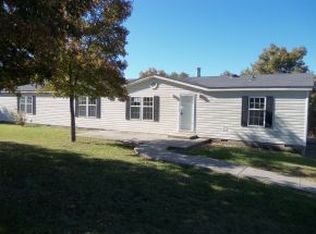 223 Scarlet Ln, Pineville, MO 64856