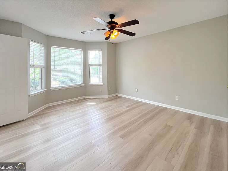 5983 Hitt Lake Trl — Photo 8
