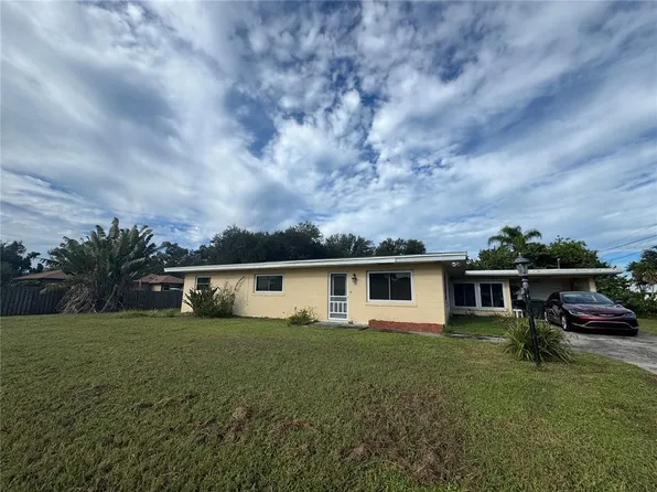 1205 SUNSET AVENUE, NOKOMIS, FL 34275