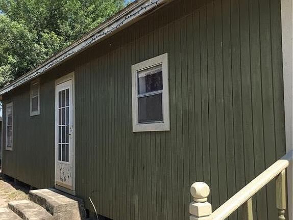 2nd image of 7107 Sylvia Handy St