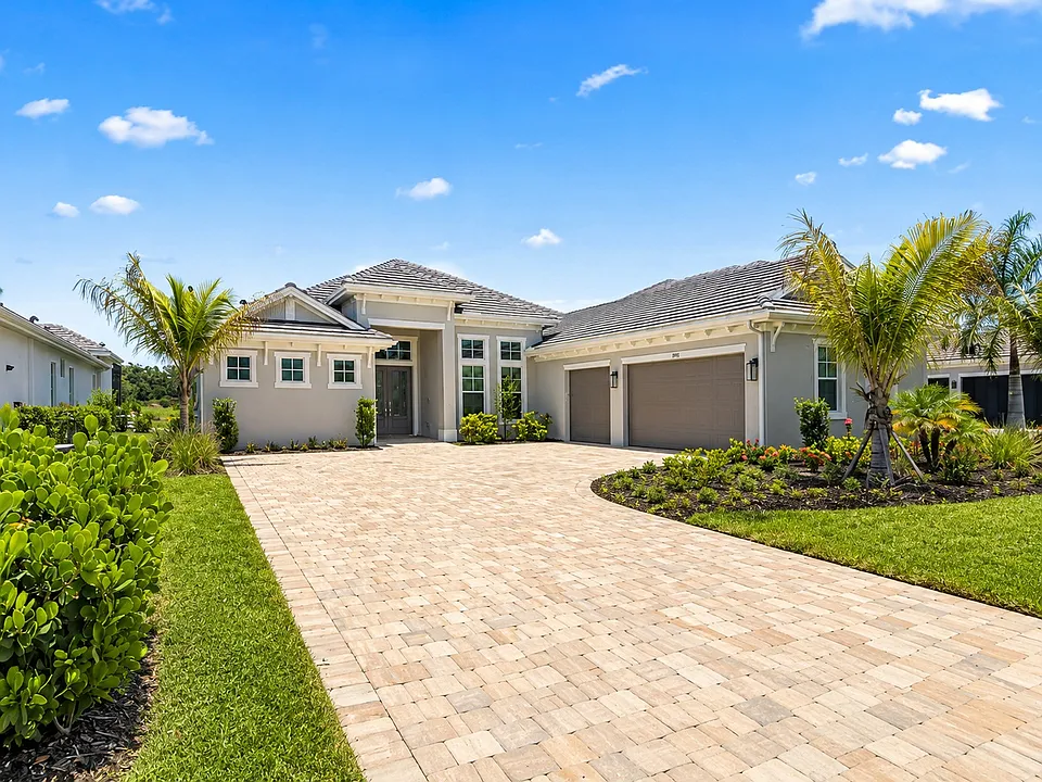 18990 Wildblue Blvd