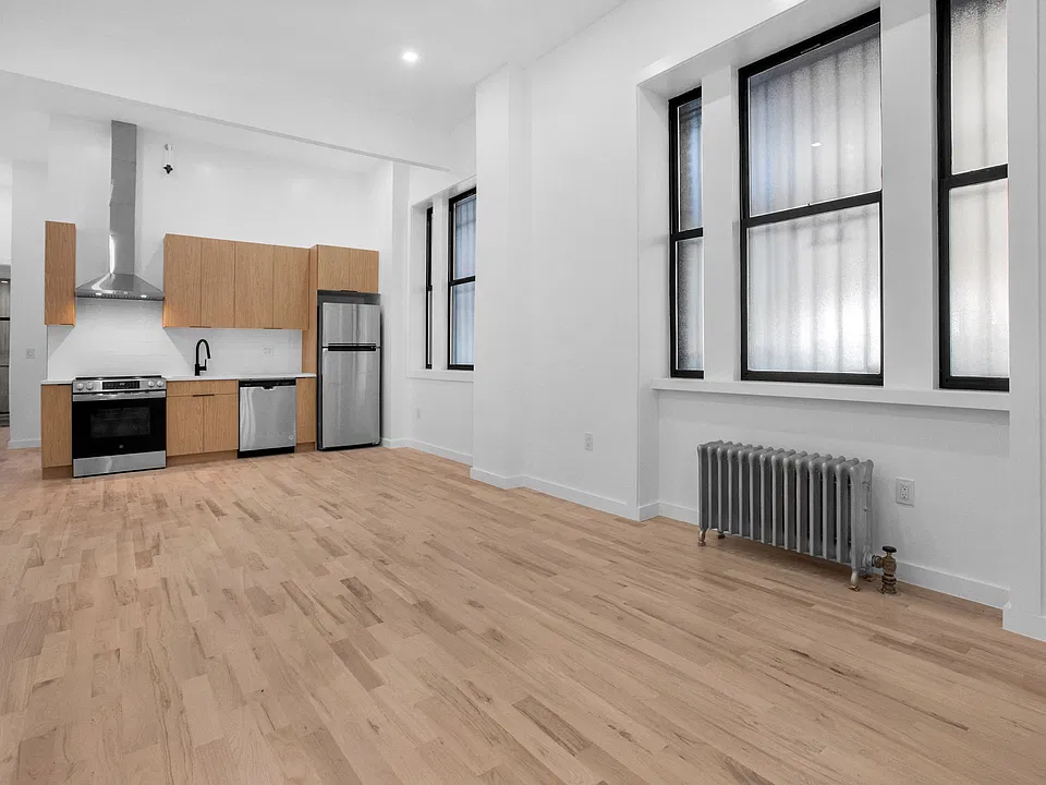 740 W End Ave #2