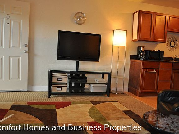 3rd image of 1710 Coal Pl SE APT 11