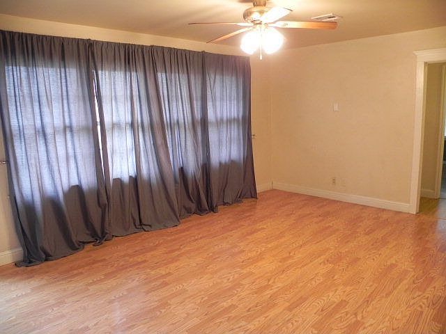 2nd image of 1021 E 7th Pl