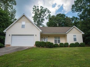 1634 Old Middlesettlements Rd, Maryville, TN 37801