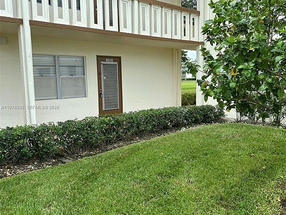 3rd image of 550 Mansfield N #550