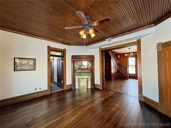 140 S Sycamore Street, Campbellsburg, IN 47108