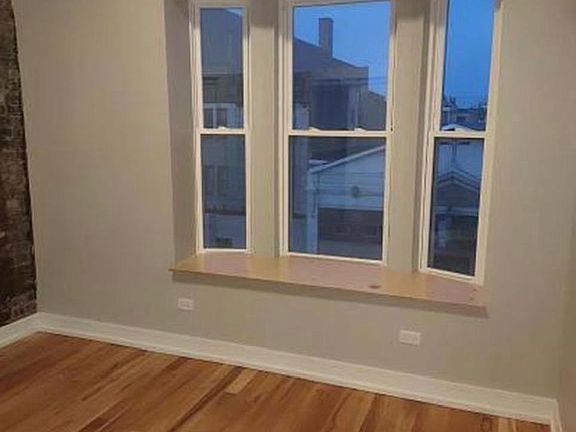 5th image of 4236 S Cottage Grove Ave #3A
