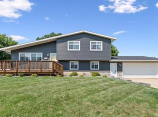 810 Frontier Rd, West Salem, WI 54669