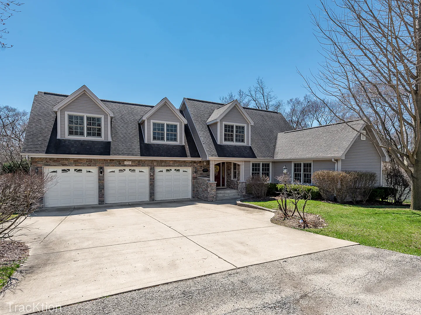 4700 Woodward Ave photo 1
