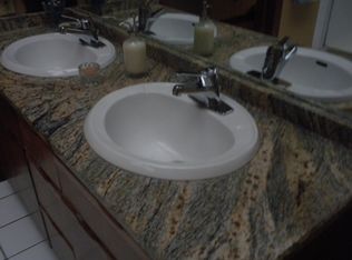 37400 Rogers Rd, Willoughby Hills, OH 44094