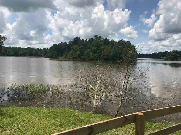 Bush Isle Rd, Andalusia, AL 36421