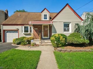 9-14 6Th St, Fair Lawn Boro, NJ 07410