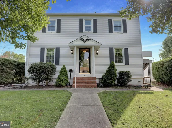 13 Harrison Ave N, Middle River, MD 21220