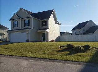 454 Fairfield Cir, Raeford, NC 28376