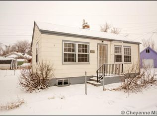 909 W 30th St, Cheyenne, WY 82001