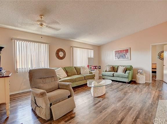 4th image of 407 Avenida Miravella
