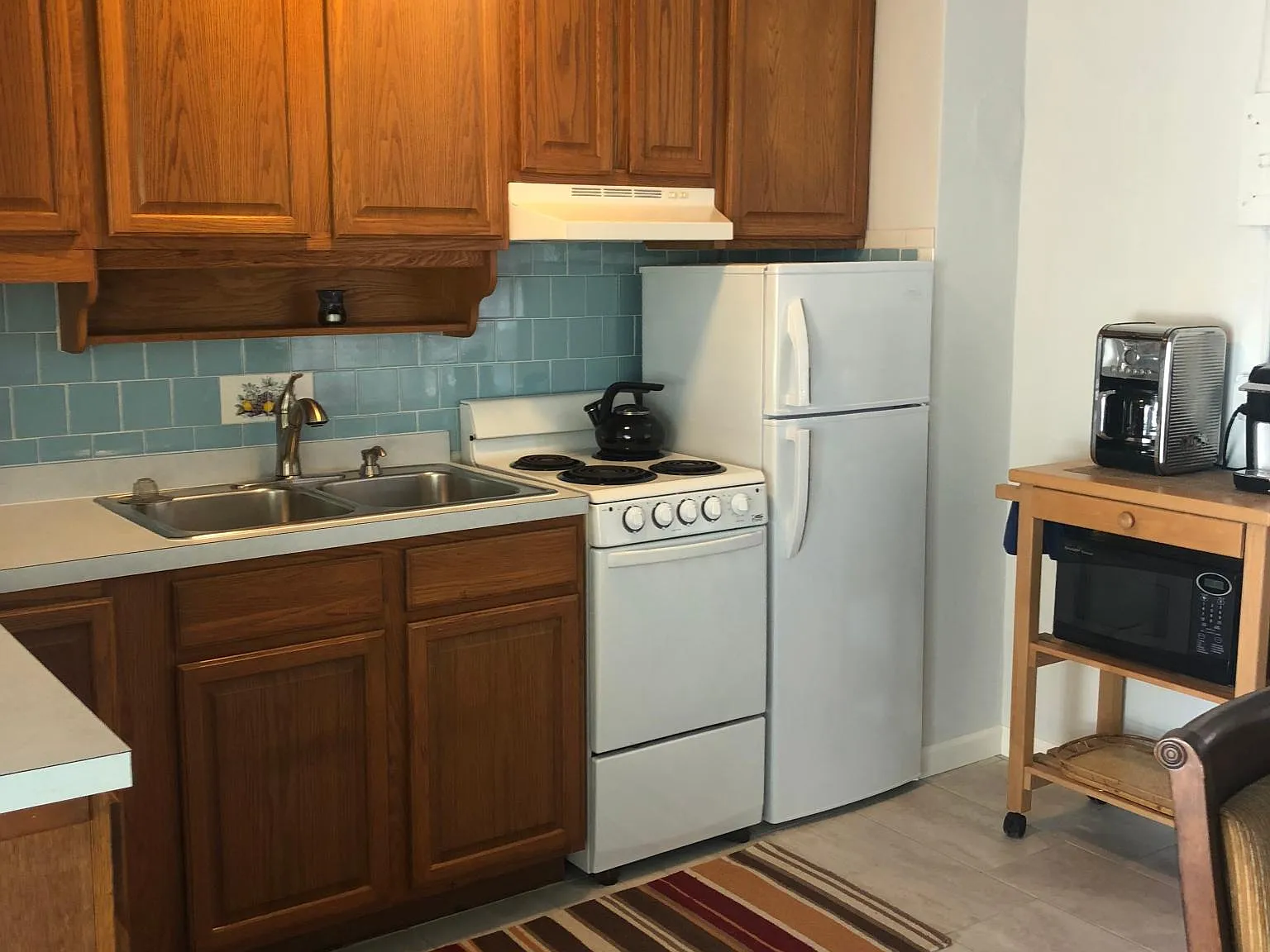 1279 Jasmine St — Photo 3