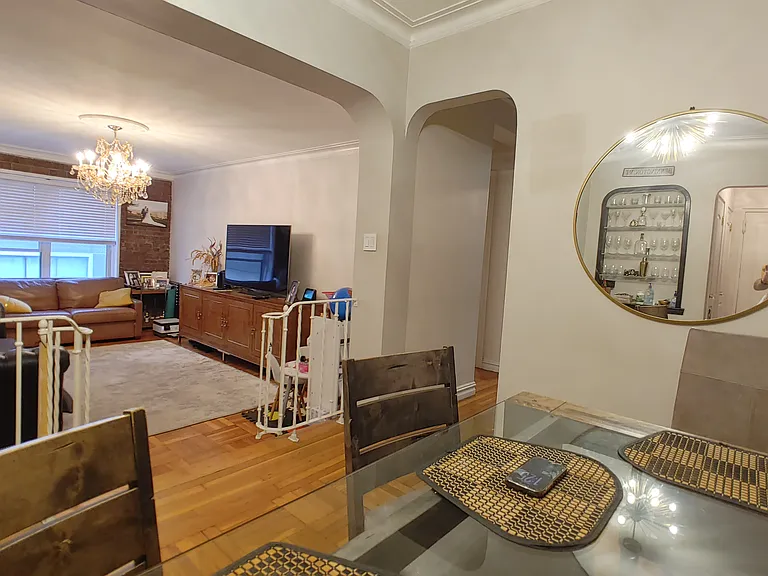 29 W 64th St #3C — Photo 10