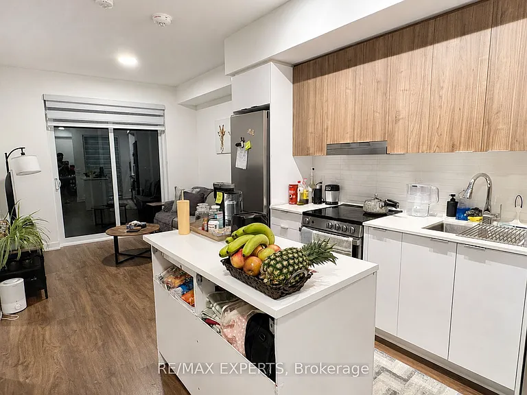 5105 Hurontario St #2306 — Photo 3