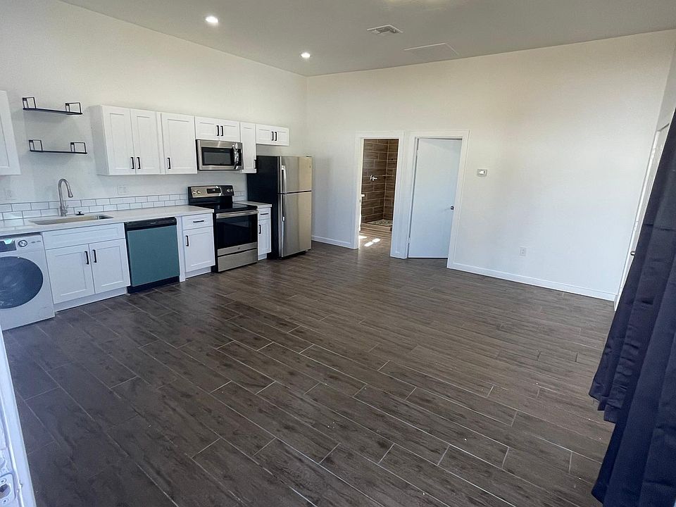 1st image of 2421 W Glenrosa Ave #E