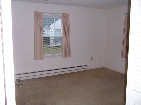 Den/TV Room