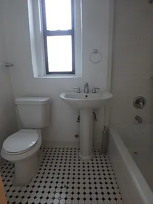 Rented by Level Group | media 16