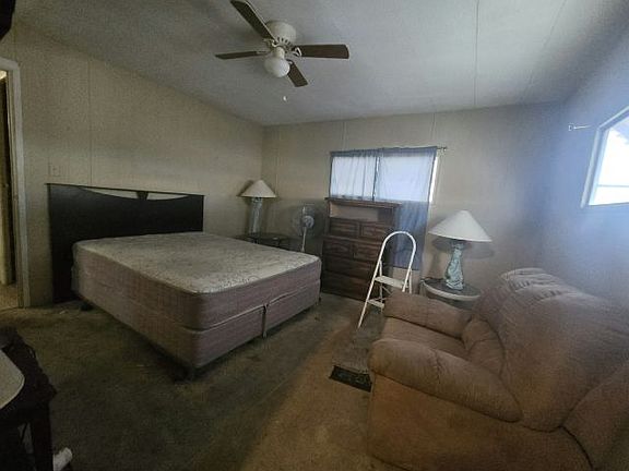 5th image of 2038 Palm St Space 61