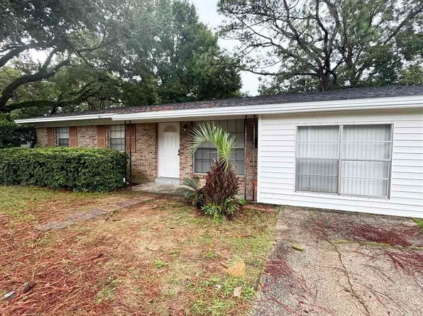 4516 Charmonte Way, Pensacola, FL 32505