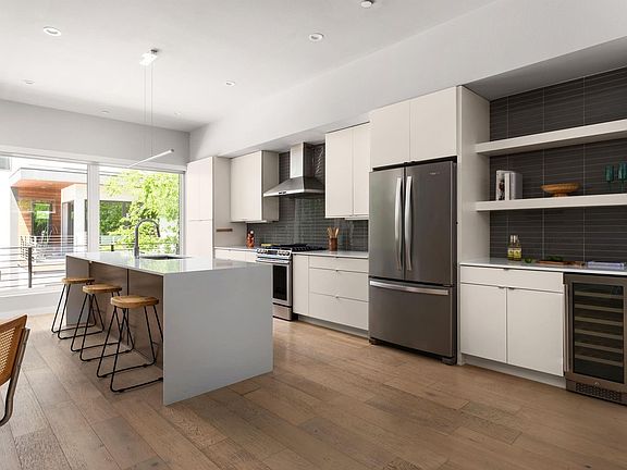 2nd image of 5605 Sunshine Dr Unit 11