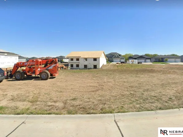 7222 N 49th St, Lincoln, NE 68514