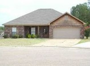403 Ivy Ct, Pearl, MS 39208