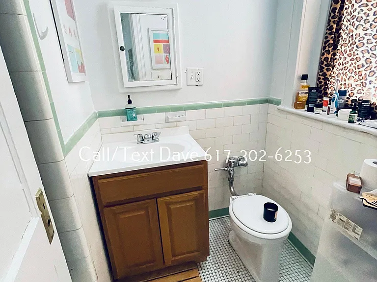 120 Sutherland Rd #7 — Photo 9