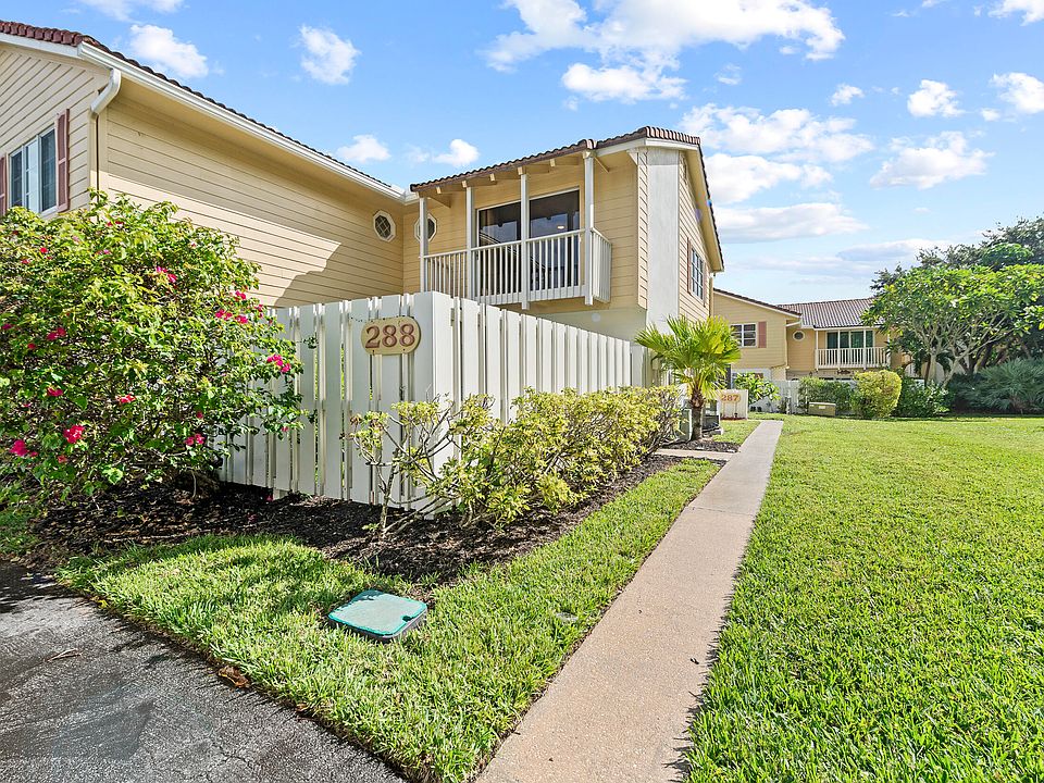 1st image of 288 Seabreeze Cir