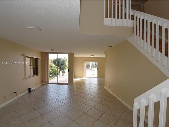 5th image of 10740 NW 12th Dr