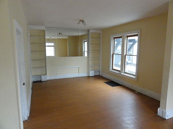 5th image of 442-444 Plum St