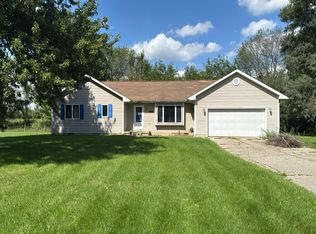 8632 Cady Rd, Jackson, MI 49201