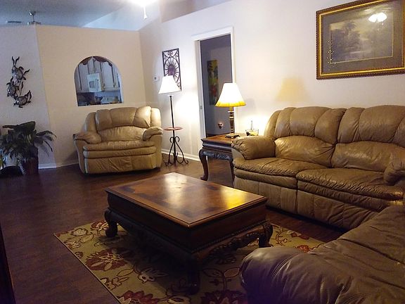 5th image of 2120 NE 40th Ter
