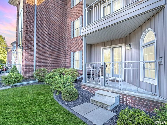 4th image of 5200 N Knoxville Ave APT 110S