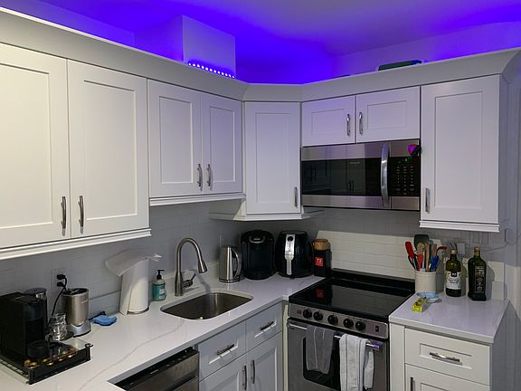 4th image of 23 Temple St APT 4