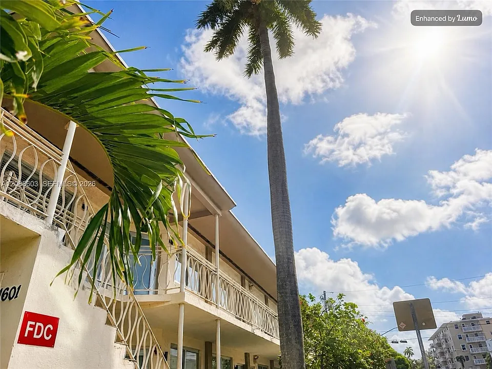 1601 Meridian Ave #208