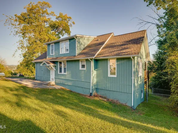 548 Floyd St, Bristol, VA 24201