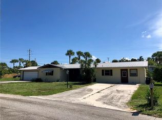 1015 NE Oceanview Cir, Jensen Beach, FL 34957