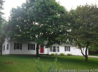 413 Dorchester Dr, Mahomet, IL